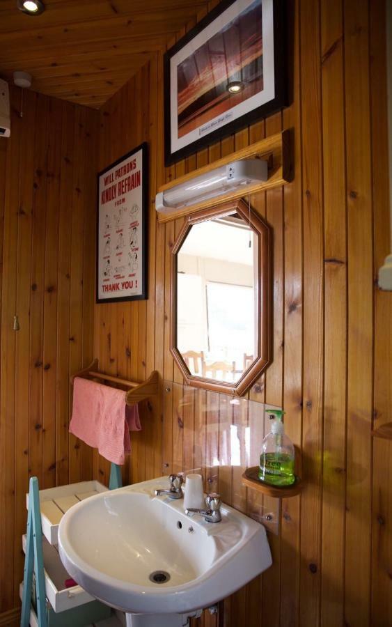Erinona Chalet Kesh Luaran gambar